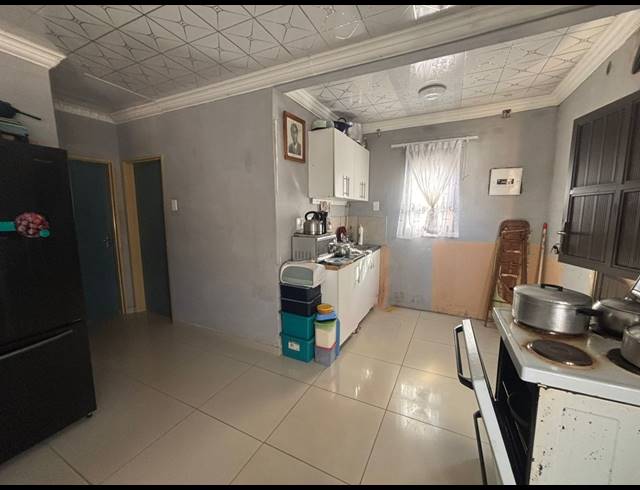 4 BEDROOM HOUSE FOR SALE IN SAVANNA CITY